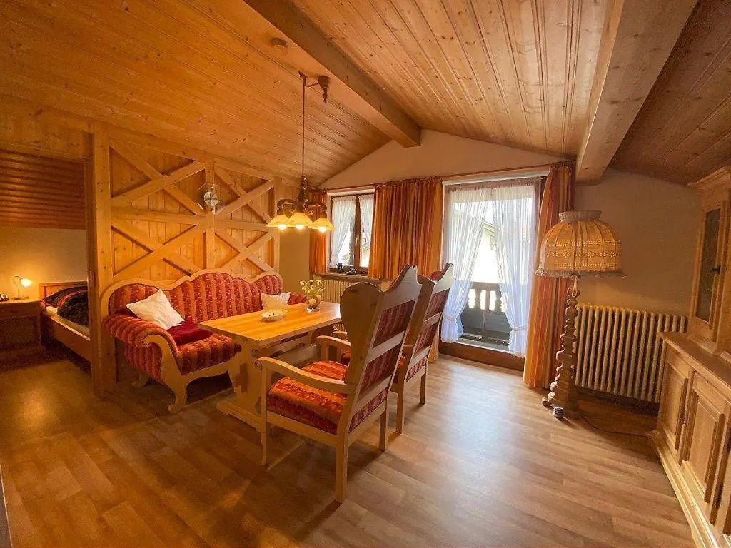 Ferienwohnung Emilia Mit Bergblick Ruhpolding