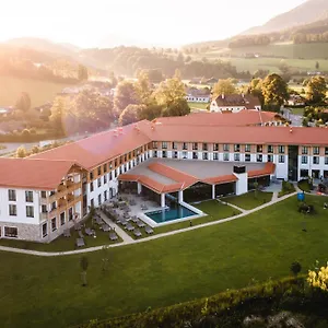 Aja Hotel